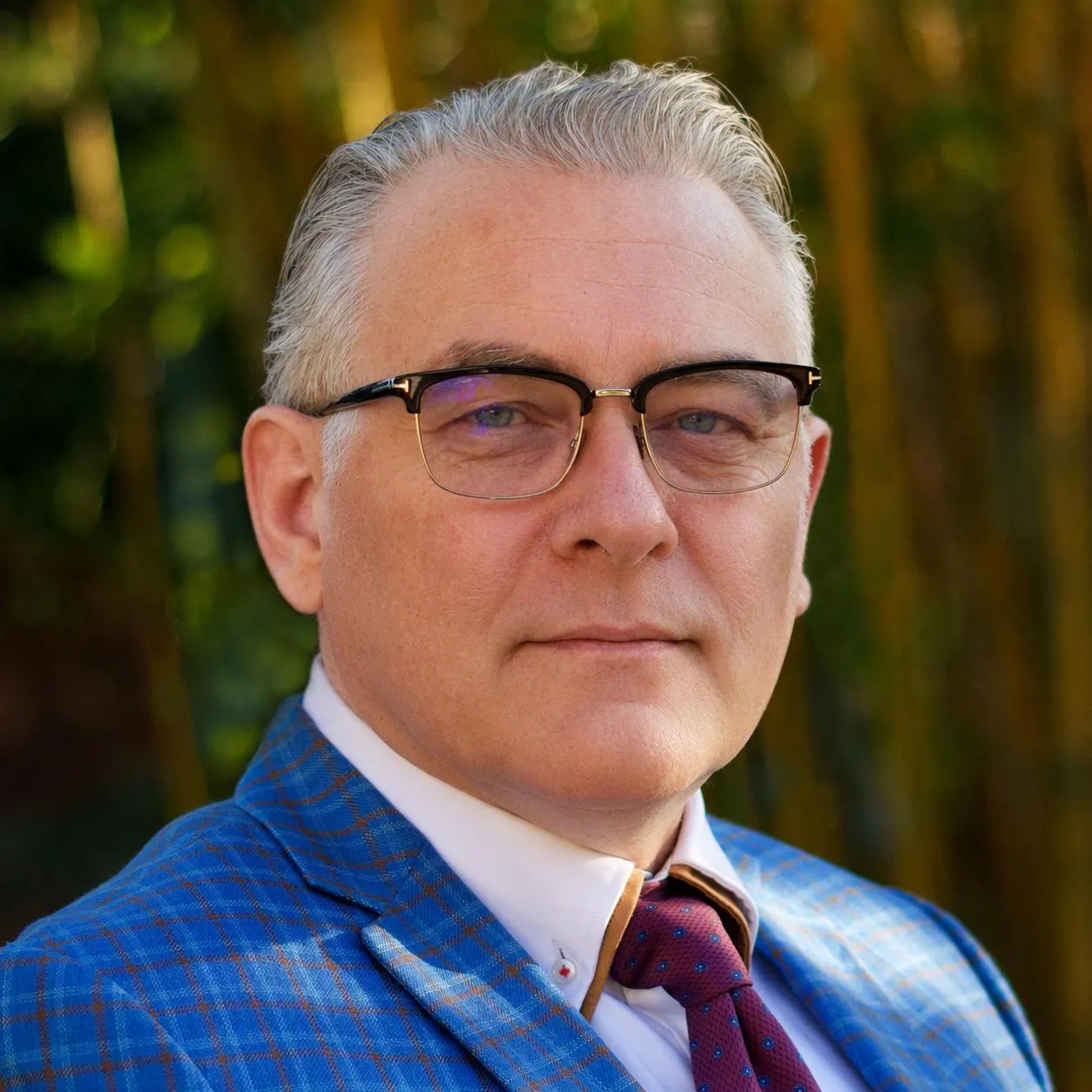Dr Stefan Tunev